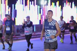 BIB: 4424
                            <button type="button" onclick="openModal(23215065)" class="btn btn-primary btn-sm float-right btn-popup" data-toggle="modal" data-target=".modal-high-quality">
                        <i class="fas fa-shopping-cart"></i> Add to Cart
                    </button>
                                            <button type="button" onclick="isThisMe(23215065, true)" class="btn btn-success btn-sm float-right btn-popup btn-isme hidden" data-toggle="tooltip" data-placement="bottom" title="นี่คือรูปของคุณใช่ไหม คลิกที่นี่เพื่อเอาเข้าอัลบั้ม">
                        <i class="fas fa-plus"></i> Add to album
                    </button>
                    <button type="button" onclick="isThisMe(23215065, false)" class="btn btn-warning btn-sm float-right btn-popup btn-isnotme hidden">
                        <i class="fas fa-ban"></i> Remove from album
                    </button>